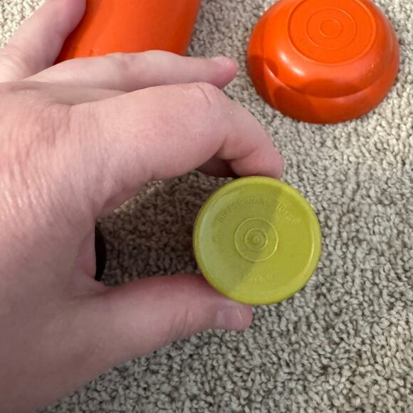 Vintage Tupperware Mini Toy Set 4 Pieces Pitcher 2 Cups 1 Bowl Harvest Color 70s - Picture 8 of 11